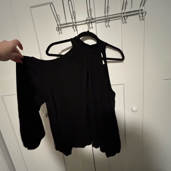 Rachel Pally White Label Black Cold Shoulder Blouse - Picture 2 of 6